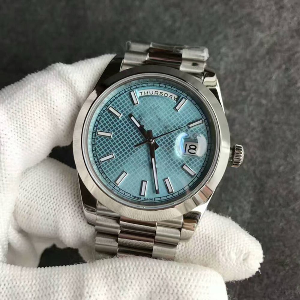 date just blue face
