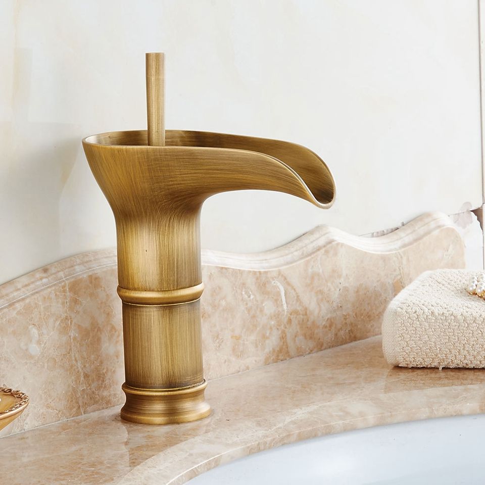 Basin Faucet Eruopean Style Antique Brass Waterfall Bathroom Vessel Sink Faucet Single Handle Hole Deck Wash Mixer Water Wc Taps