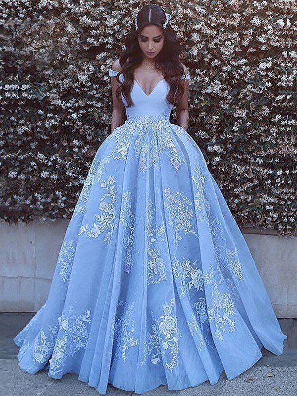 Acquista Cenerentola In Stile Prom Dresses Polvere Blu Organza Scollo A V Spalle Tracolla Da Sera Abito Da Sera In Pizzo Appliques A 211 26 Dal Fairydressesfair Dhgate Com