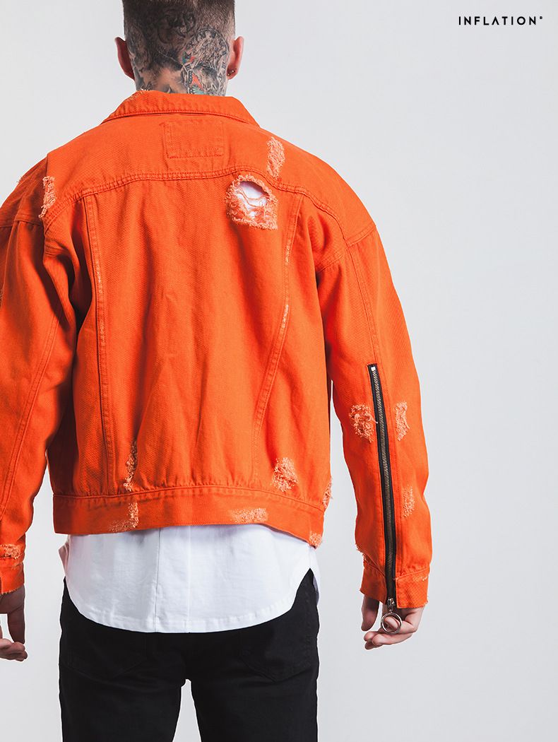 Homme Avec Veste Un Et Orange En Une Acheter aqEHd5wa