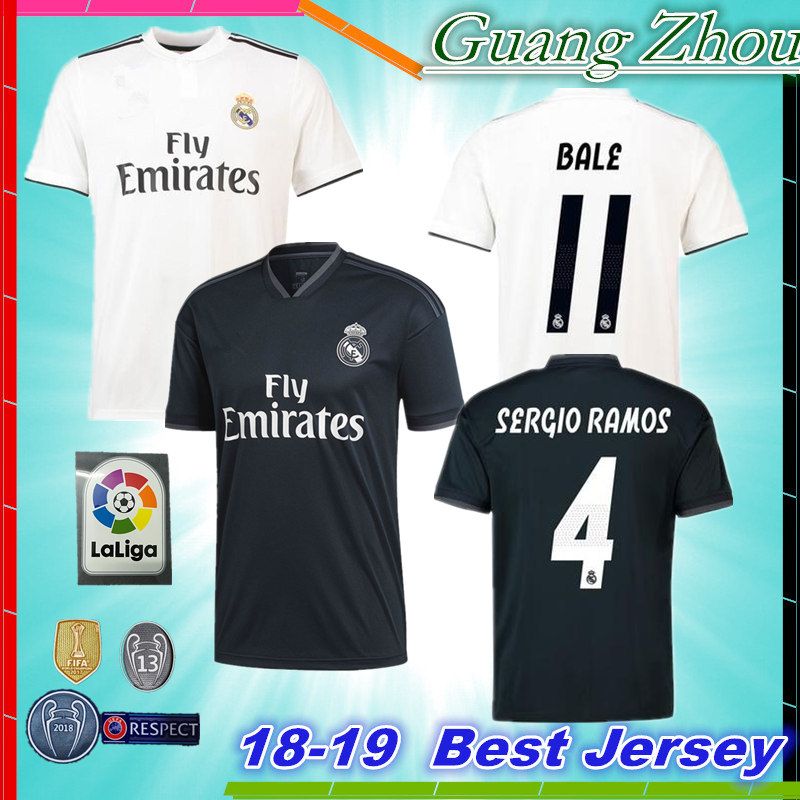 schwarzes fußballtrikot