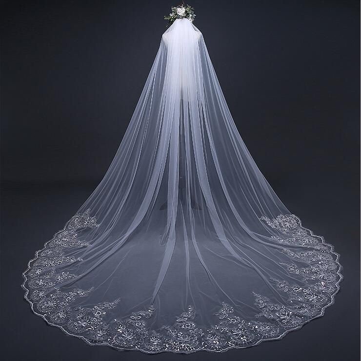 In Stock Long Bling Bling Applique Lace Crystal Beaded Wedding Veil