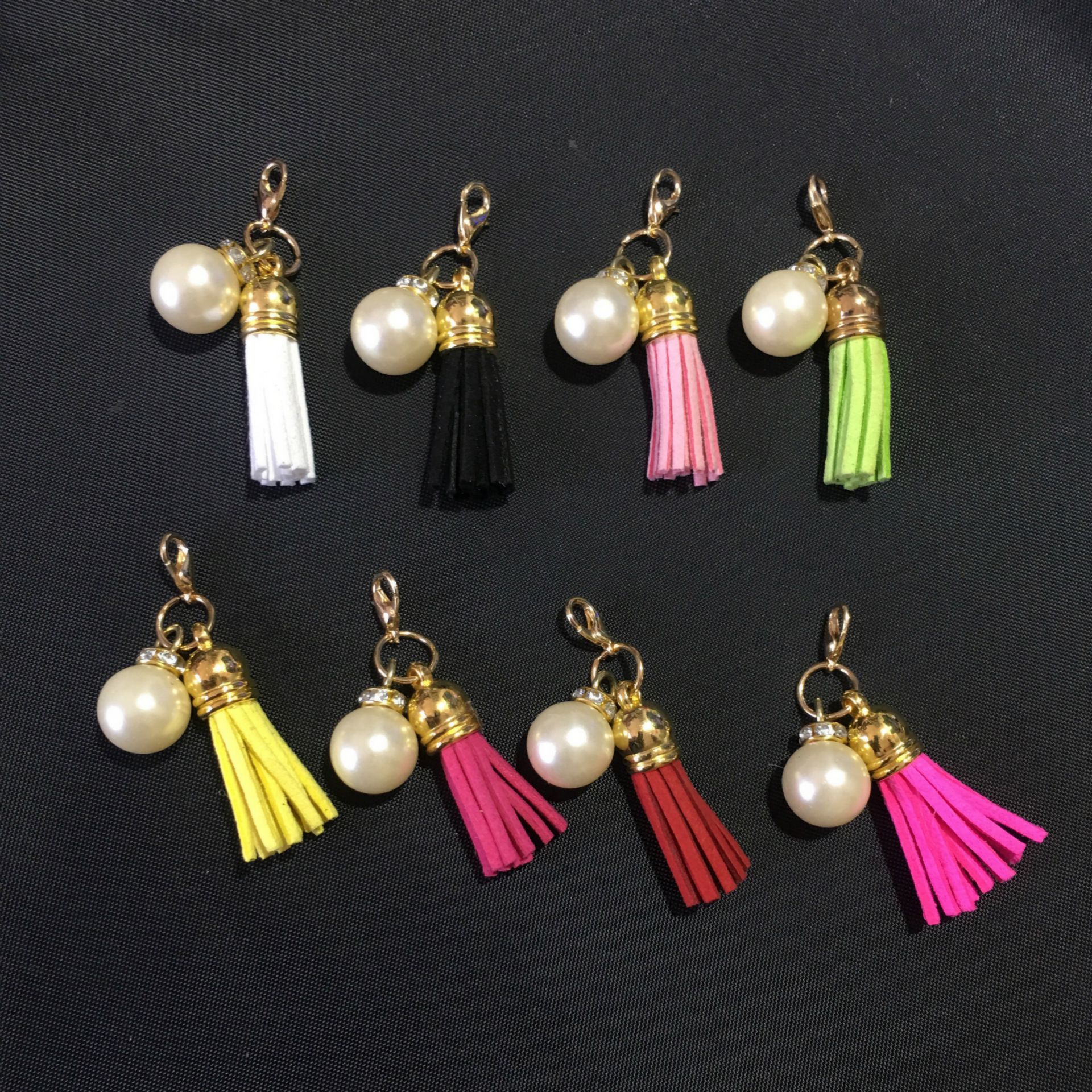 2019 Diy Pom Keychain With Pearls Purse Charm Tassel Bag Handbag Charms Key Chain Tassels Boho ...