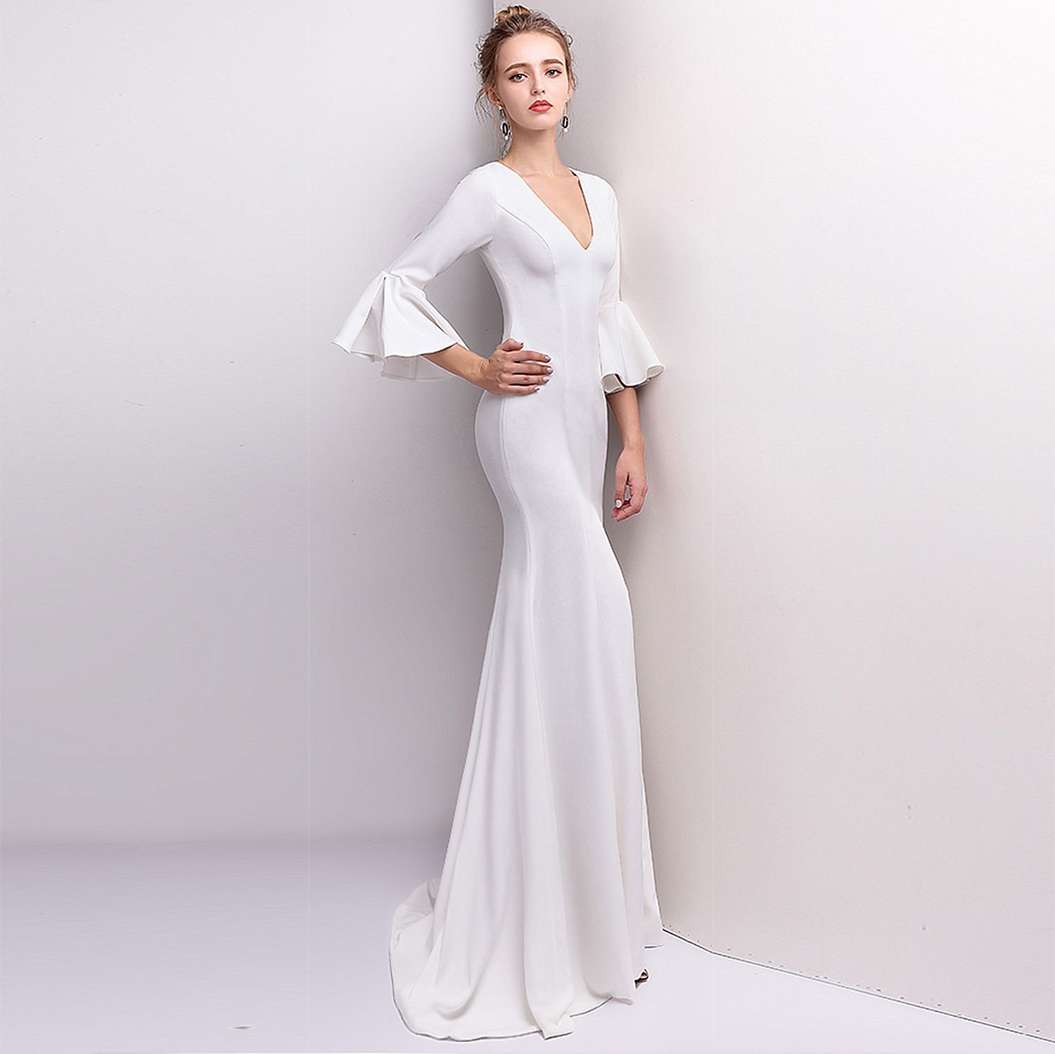 Compre 2018 Nuevo Simple Blanco / Azul Real Vestido Largo De Noche De La Sirena Precio Barato Con Cuello En V Medias Mangas Vestidos De Fiesta Delgado Vestido De Fiesta Robe De