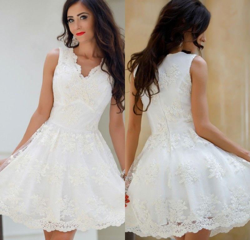 robe cache coeur blanche