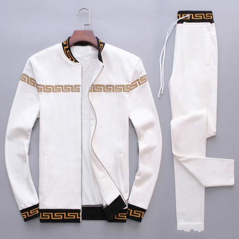 2020 Fashion Tracksuits Men Leisure Sport Suit Luxury Men'S Sportswear