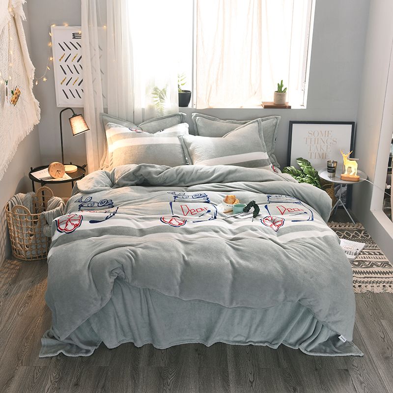 Brief Grey Stripes Flannel Duvet Cover Set Queen King Size Fleece Brief Grey Stripes Flannel Duvet Cover Set Queen King Size Fleece Bed Sheet Pillow Cases Soft Winter Bedding Sets Ensembles