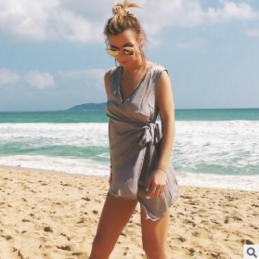 Nouvelle Tendance été Robe De Plage Bohème Pour Dames Femmes De Haute Qualité Paquet Vêtements De La Hanche 2018 Robe Profonde Col V Femmes