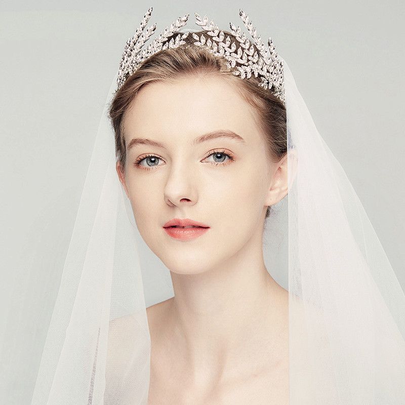 [تصویر:  silver-crystal-bridal-tiara-swarovski-rhinestone.jpg]