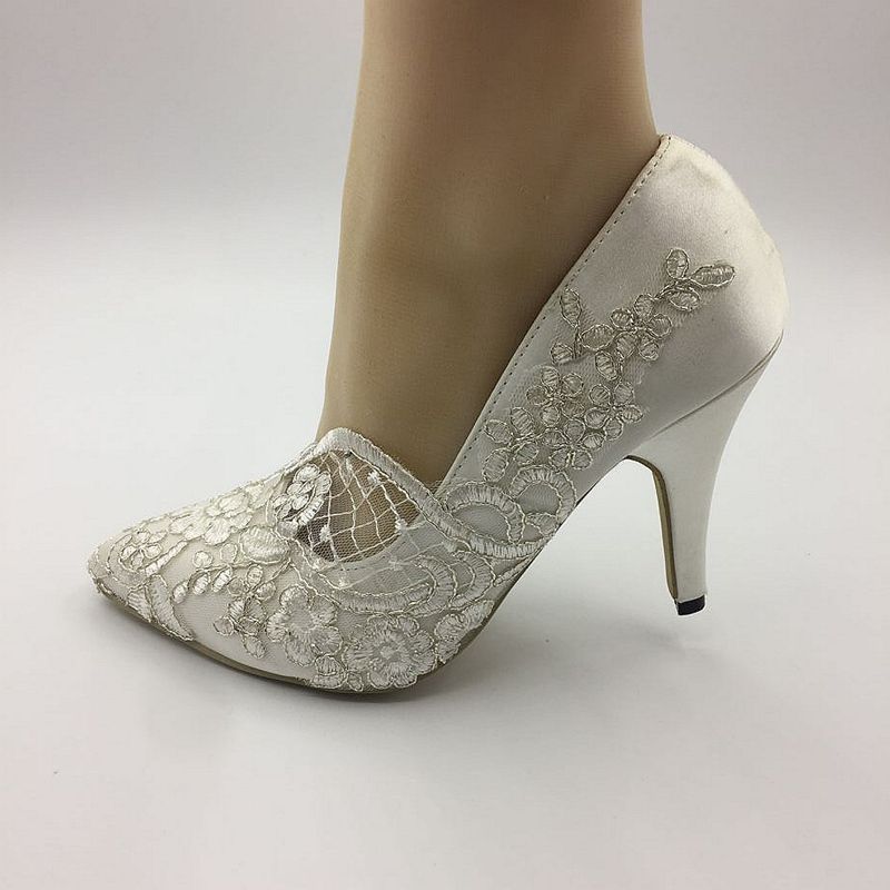 Handmade Wedding Shoes Waterproof Ivory Bride Wedding Pointed Toe