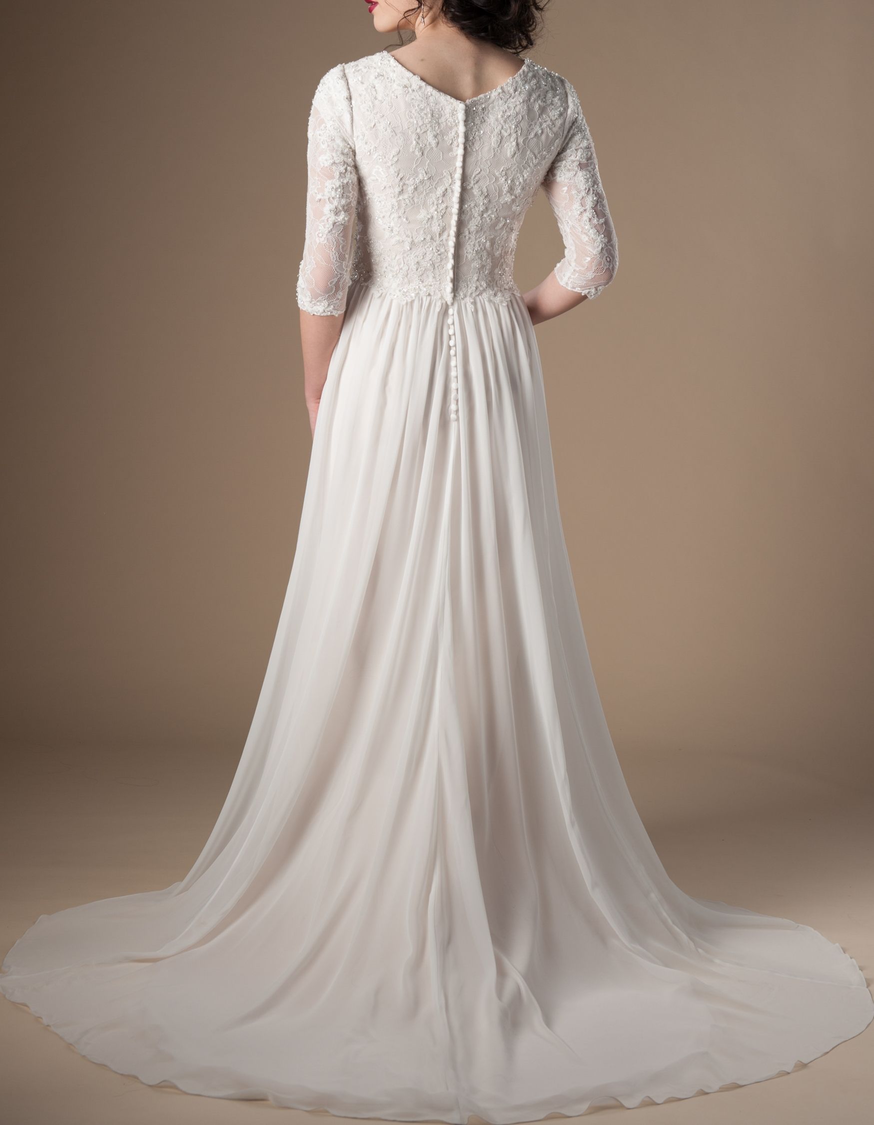 Discount Ivory Champagne Modest Wedding Dresses With 3/4 Sleeves Beaded Lace A Line Chiffon Boho