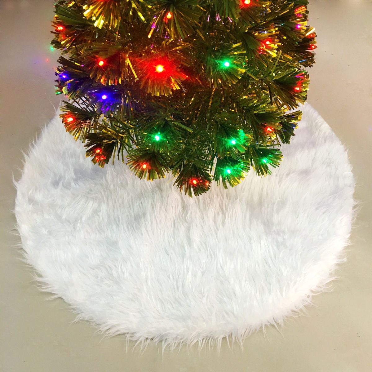 White Plush Christmas Tree Skirts Fur Carpet Merry Christmas Decoration for Home Noel Natal Tree Skirts New Year Decoration LE111 Christmas Tree Skirts