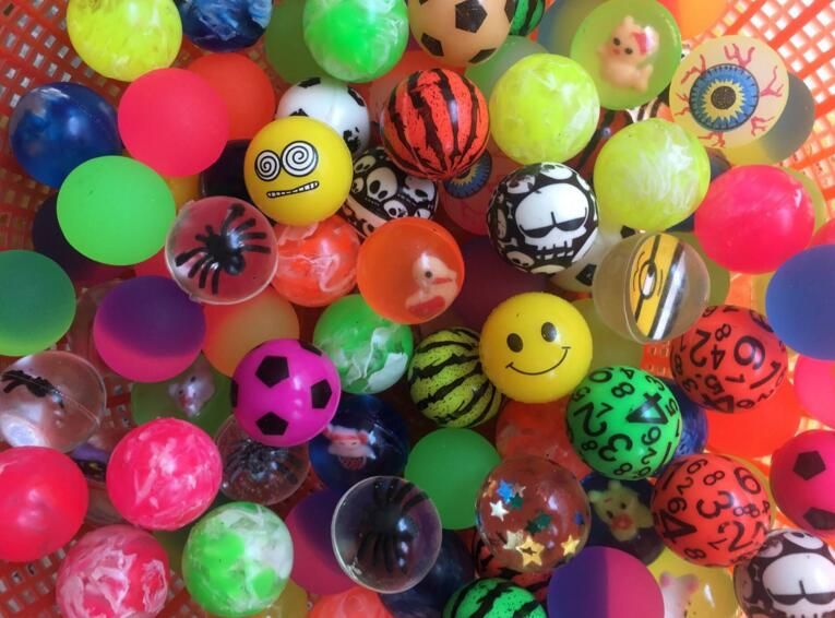 what makes a bouncy ball bounce