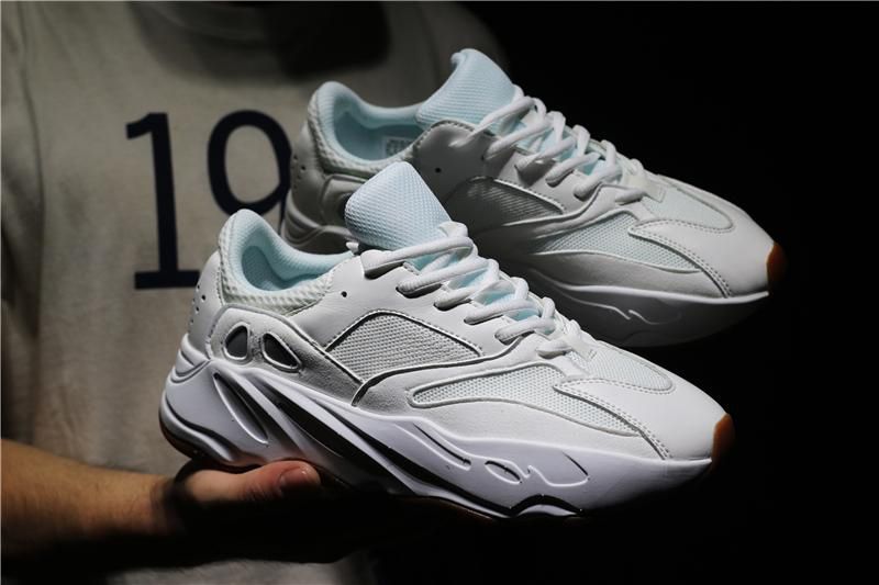 2018 Kanye West Wave Runner 700 Seankers