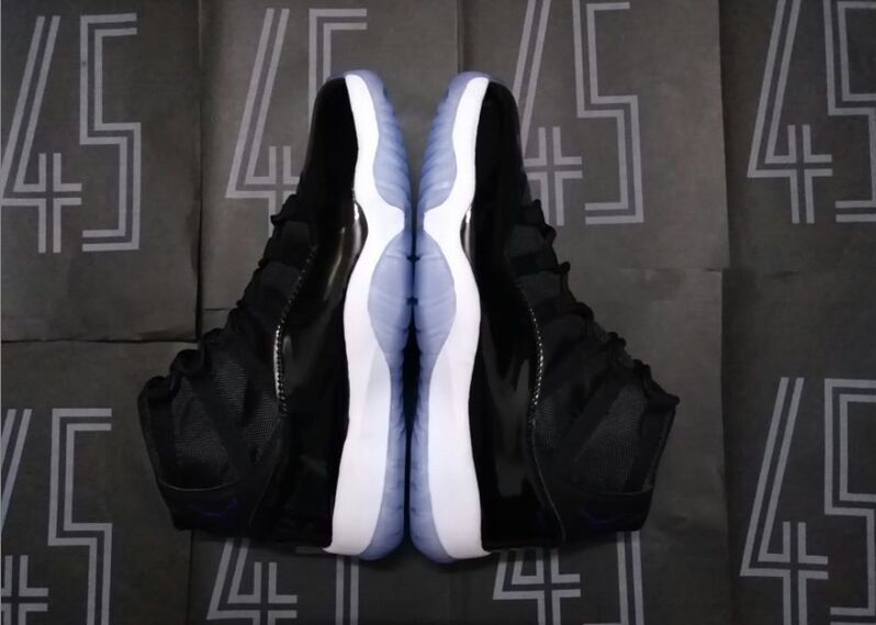 carbon fiber on space jam 11