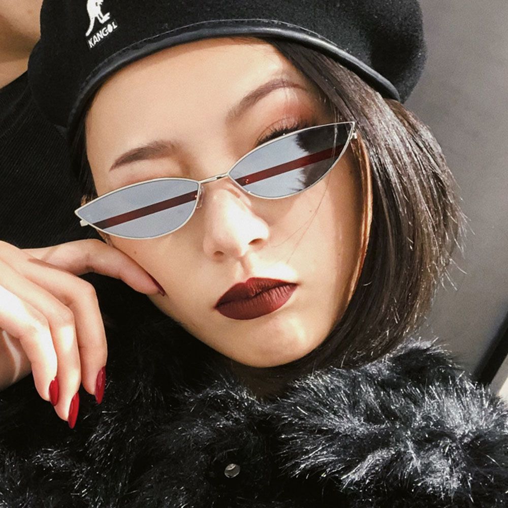 Watch - Sunglasses cat eye Celebrity video Look - Sunglasses cat eye Celebrity video