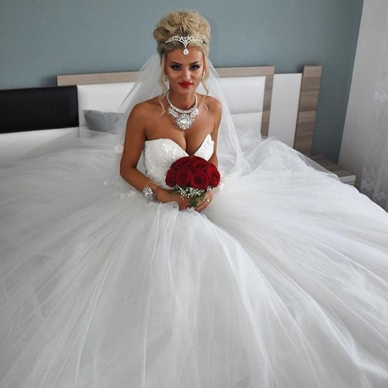 Princesse De Bal Robes De Mariée Robe De Mariée Sans Manches En Dentelle Appliques Puffy Tulle Fait Sur Commande Robes De Mariée Sur Mesure
