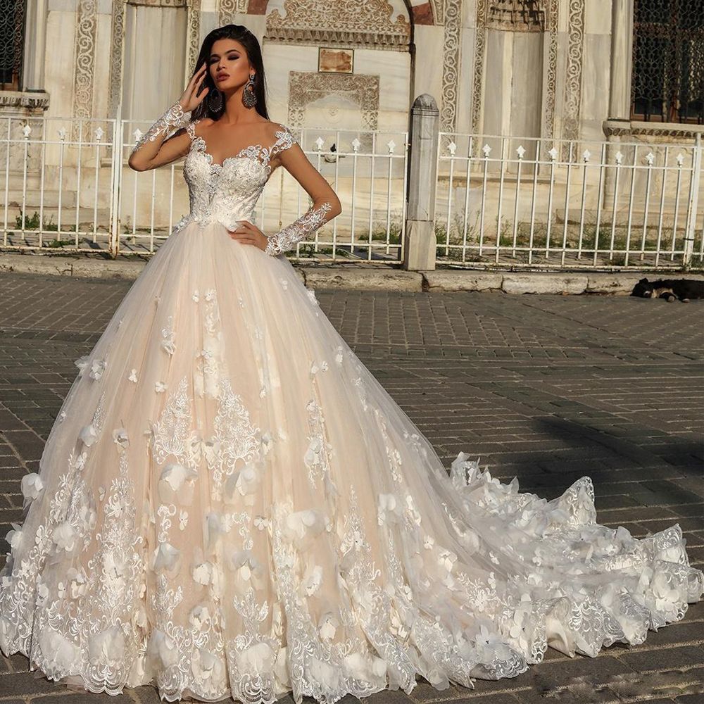 long sleeve tulle wedding dress