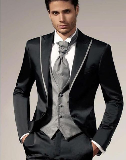 2018 Moda Masculina Ternos Novo Vestido De Terno De Prata Do Noivo Cavalheiro Casamento Do Noivo Smoking Do Smoking Para Os Homens Venda Quente Casaco + Calça + Colete + Gravata De Hpromdress, $452,49| DHgate.Com