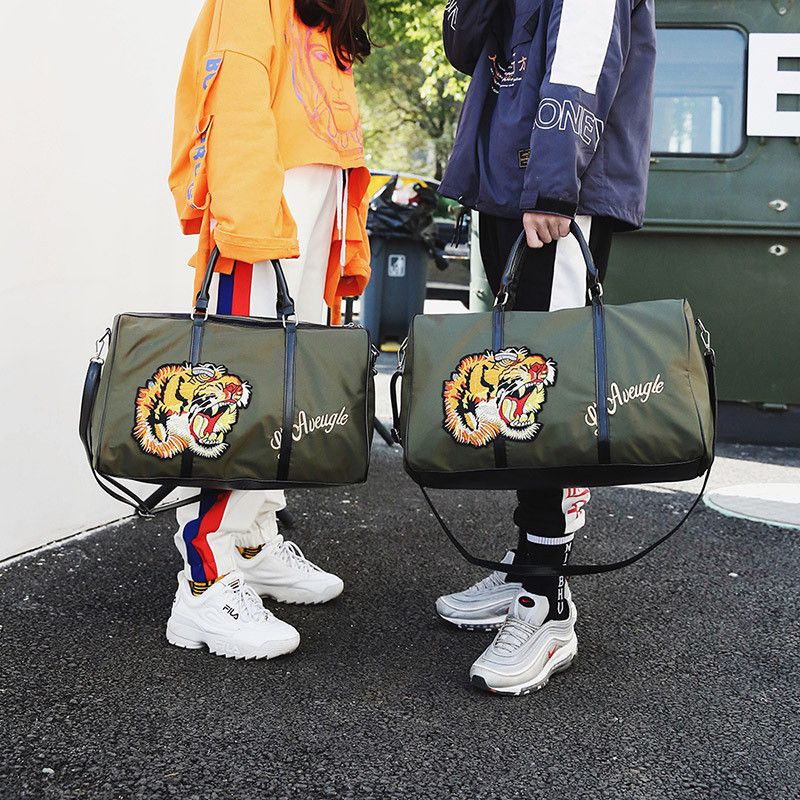 Compra Tiger Head Bolsa De Deporte Bolsas De Hombro Bolso Mujer Hombre  Gimnasio Bolsas De Viaje De Fitness Deportes Al Aire Libre Bolsas De Gran  Capacidad Equipaje Unisex PHV Barato | Entrega