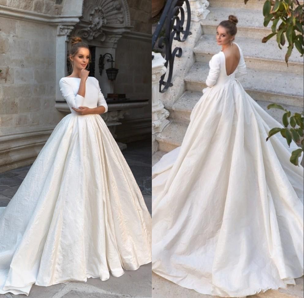 Long Sleeve Backless Wedding Dress