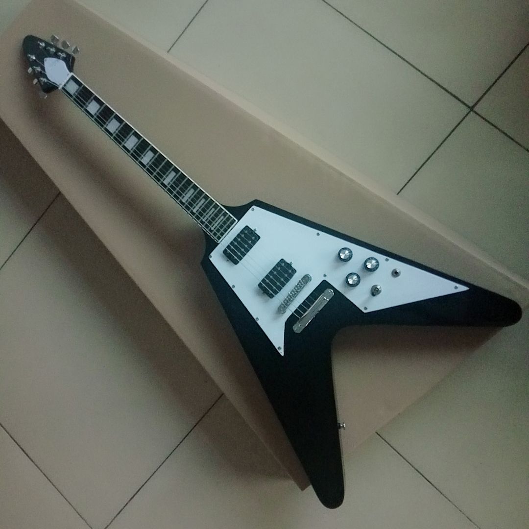 /Black/ Flying V Electric Guitar/Mahogany Body/Rosewood Fingerboard/22