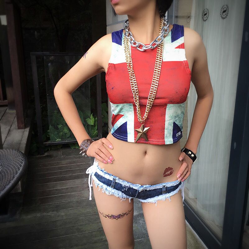 low rise short jeans