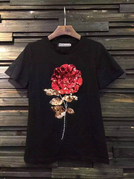 t shirt with rose embroidery