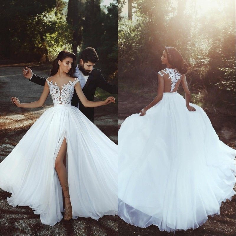 2018 Beach Cheap Plus Size Wedding Dresses Cap Sleeves Bateau Neck A