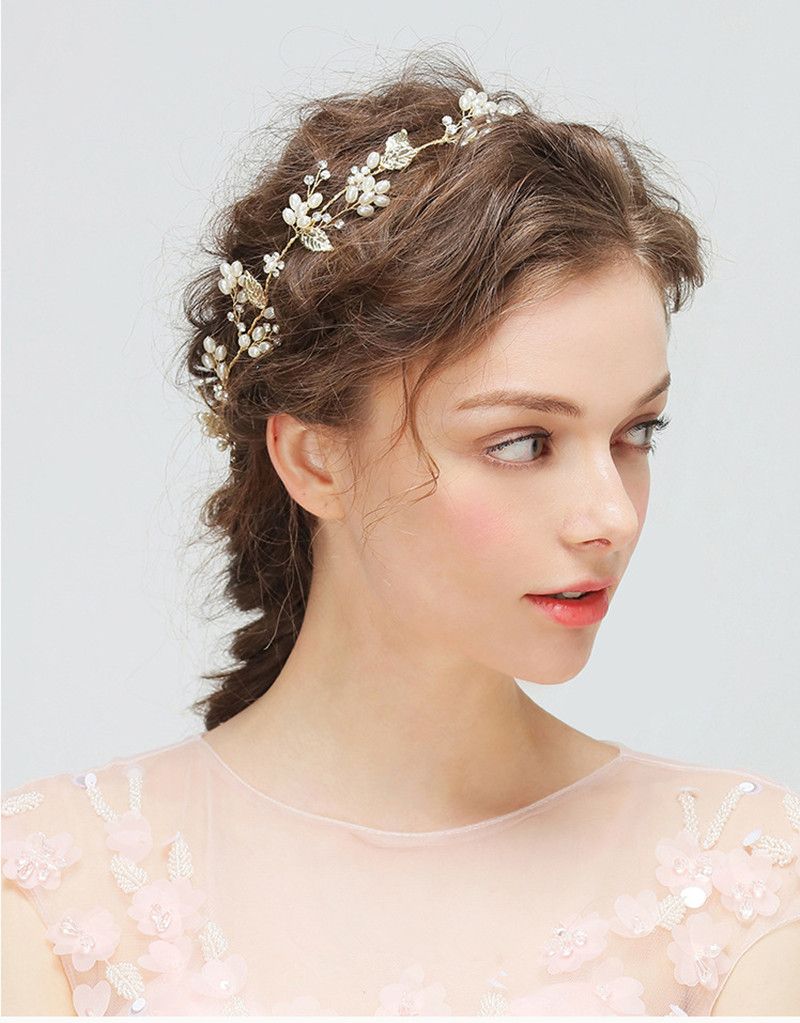 headdress for the bride