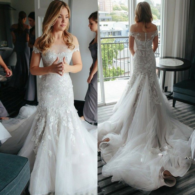 Beach Wedding Dresses with Off the Shoulder Coverage