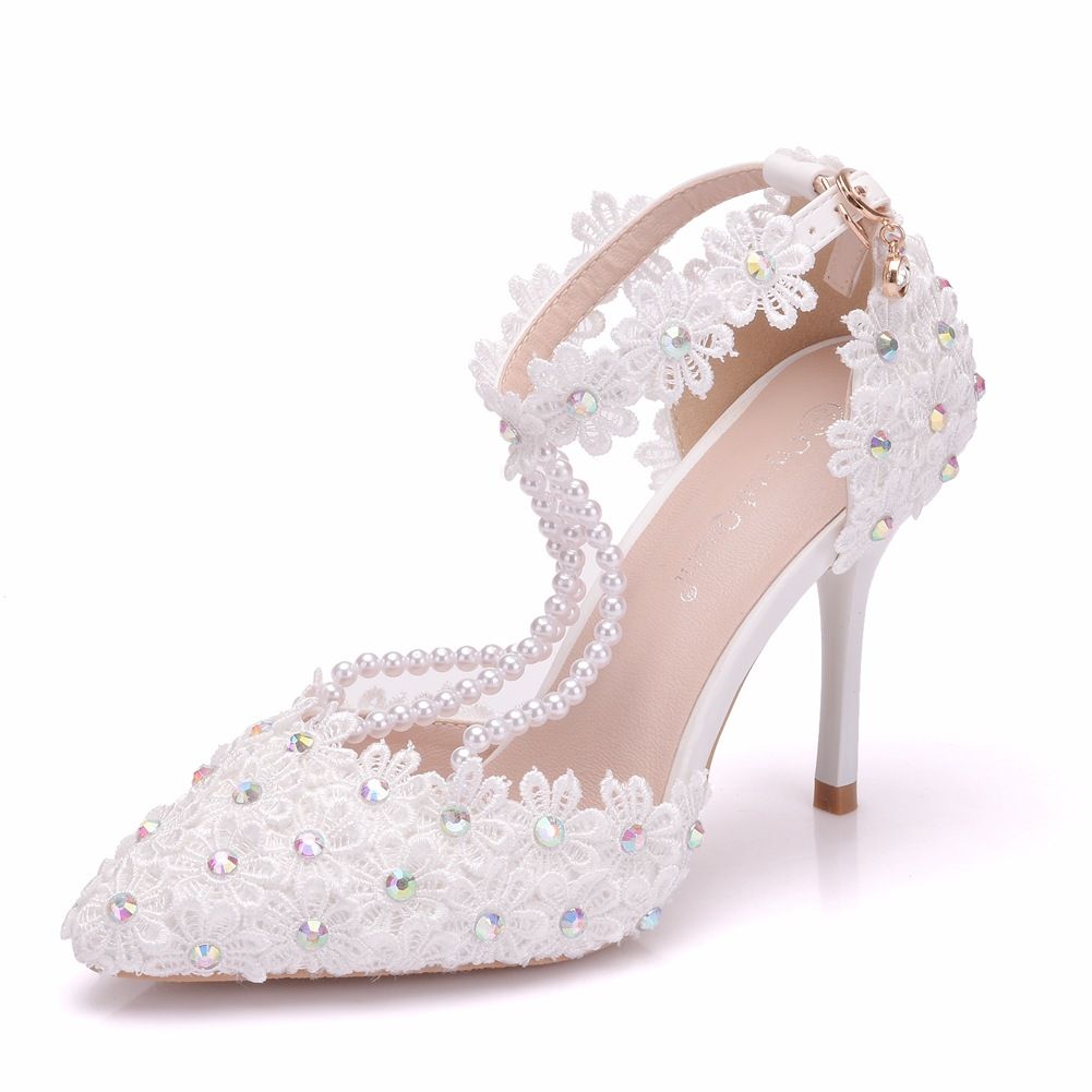 Großhandel Neue Elegante Perlen Spitz Zehenschuhe Für Frauen Schöne Spitze Brautschuhe Stilettos Weiß Pumps Bestickte