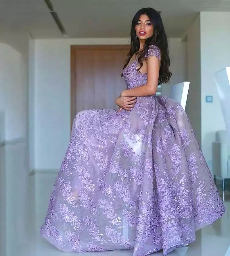 abito lungo con gonna a ruota