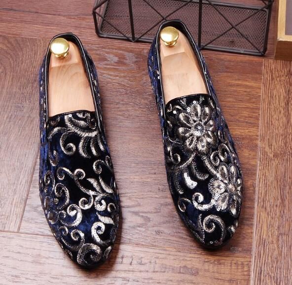 embroidered velvet shoes