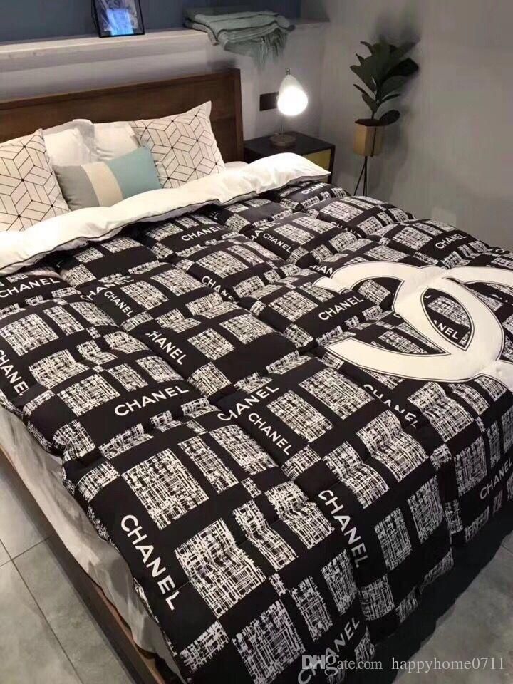 king size quilts purple luxury designer bed comforters fashion printedlogo quilt king size 200230cm bedding warm indoor outdoor thicken christmas family gift king size quilts purple luxury designer bed comforters fashion printedlogo quilt king size 200230cm bedding warm indoor outdoor thicken christmas family gift