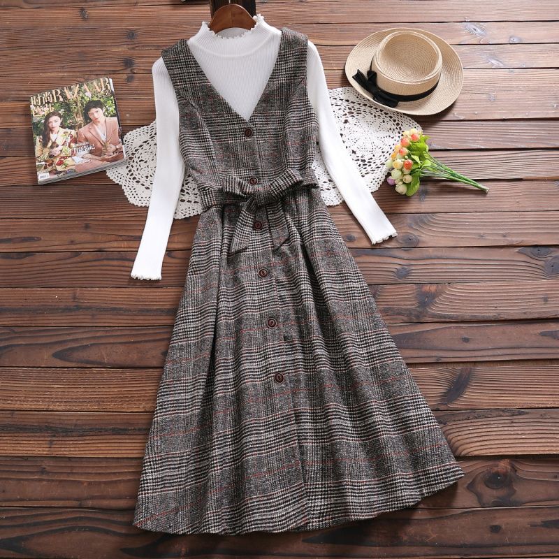 Cute Vintage Winter Dress