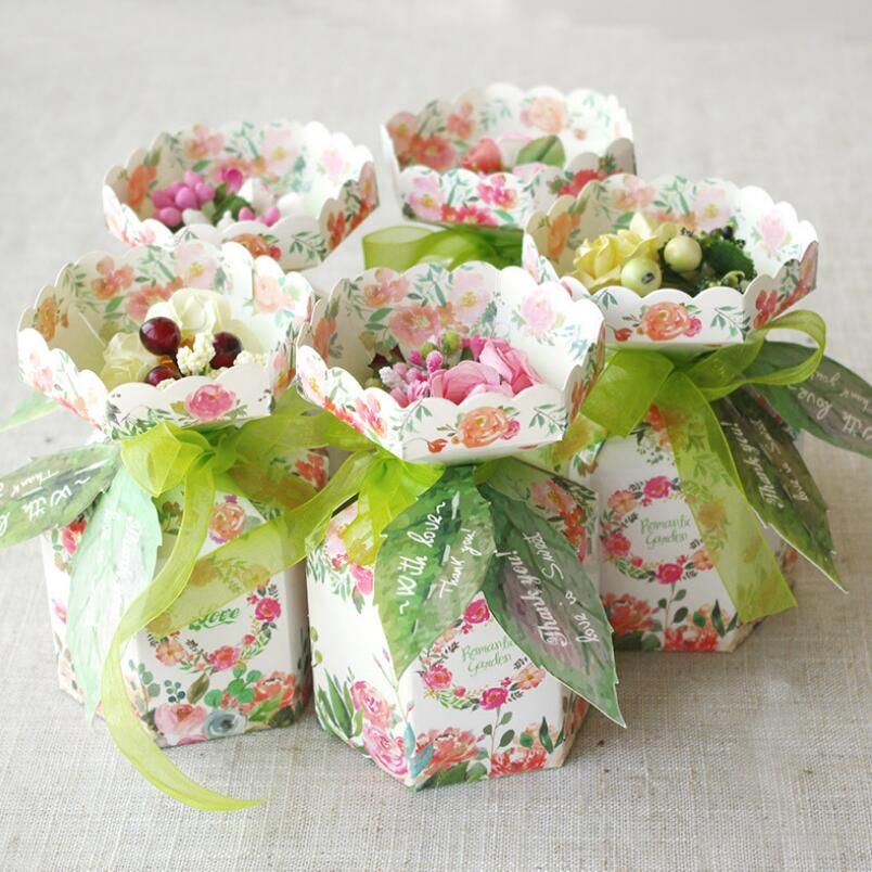 Wedding Favors Gifts Boxes With Bouquet Decoration Printed Flower Paper