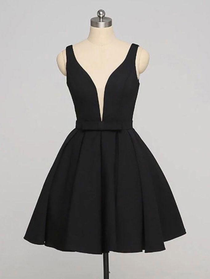 short black v neck dress