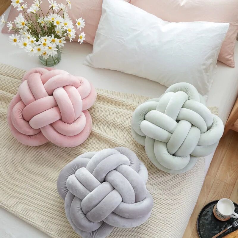 Eu Style Tie Decorative Pillow Round Originality Lovable Sofa Pillow Simple Round Decorative Pillows Sale Eu Style Tie Decorative Pillow Round Originality Lovable Sofa Pillow Simple Round Decorative Pillows Sale