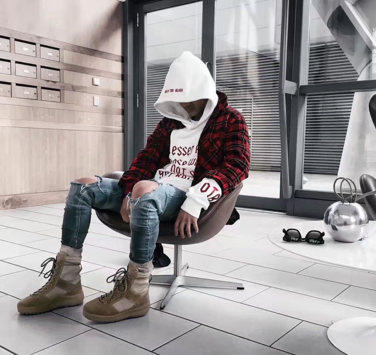 yeezy desert boot women