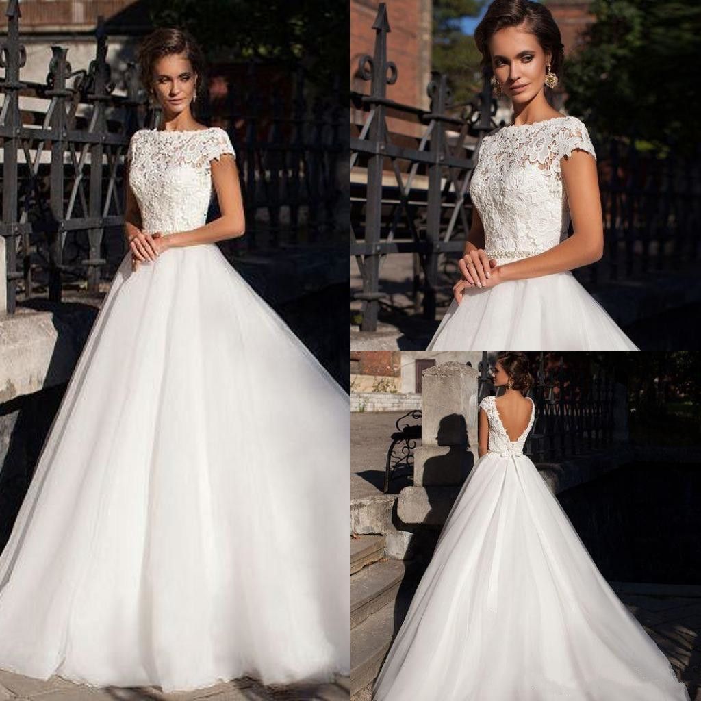 wedding gown for small ladies