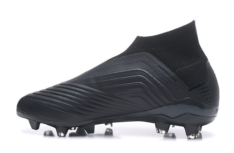 kids laceless football boots