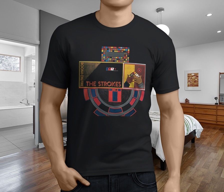 New Cool The Strokes Zimmer Auf Feuer Punk Rock Band Herren Schwarz T Shirt S 3xl 2018 Hohe Qualitat Marke Manner T Shirt Casual Kurzarm
