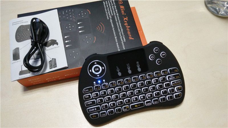 Tastiera retroilluminata wireless Tastiera H9 Fly Air Mouse Telecomando multimediale Multi-Media palmare Android TV BOX