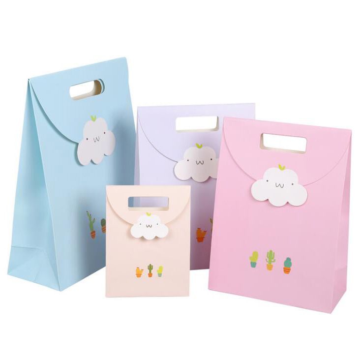 Cute Little Paper Gift Bags Girls Fashion Jewelry Clothes Accessories
