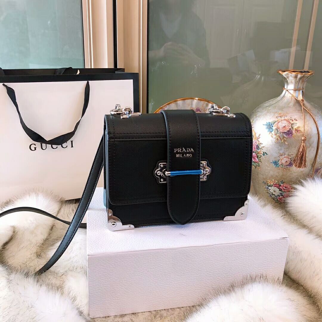 dhgate prada bag