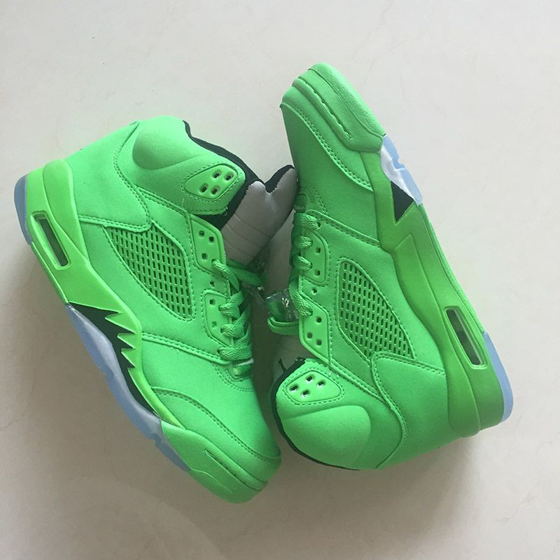 mens green basketball shoes