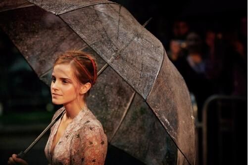 2020 Emma Watson Take Umbrella Movie Star Wall Decoration ...