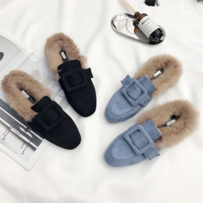 croc closed toe shoes