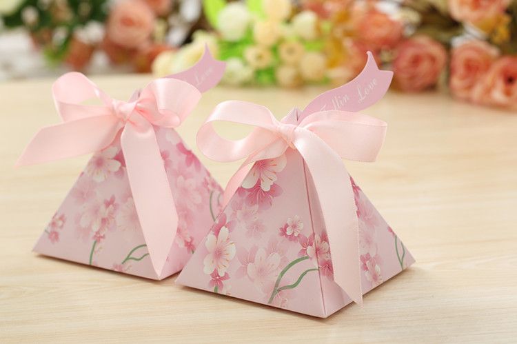 Creative Candy Box Baby Shower Favors Triangular Pyramid Wedding